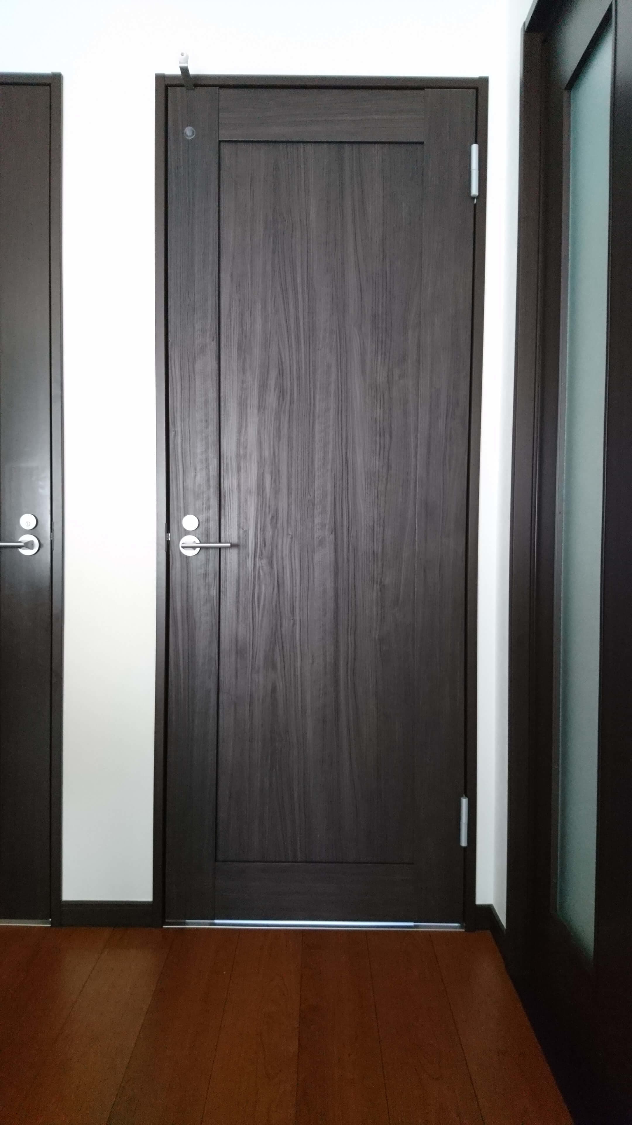 木製開き戸新調 | 阿久比町の建具修理なら藤井建具店