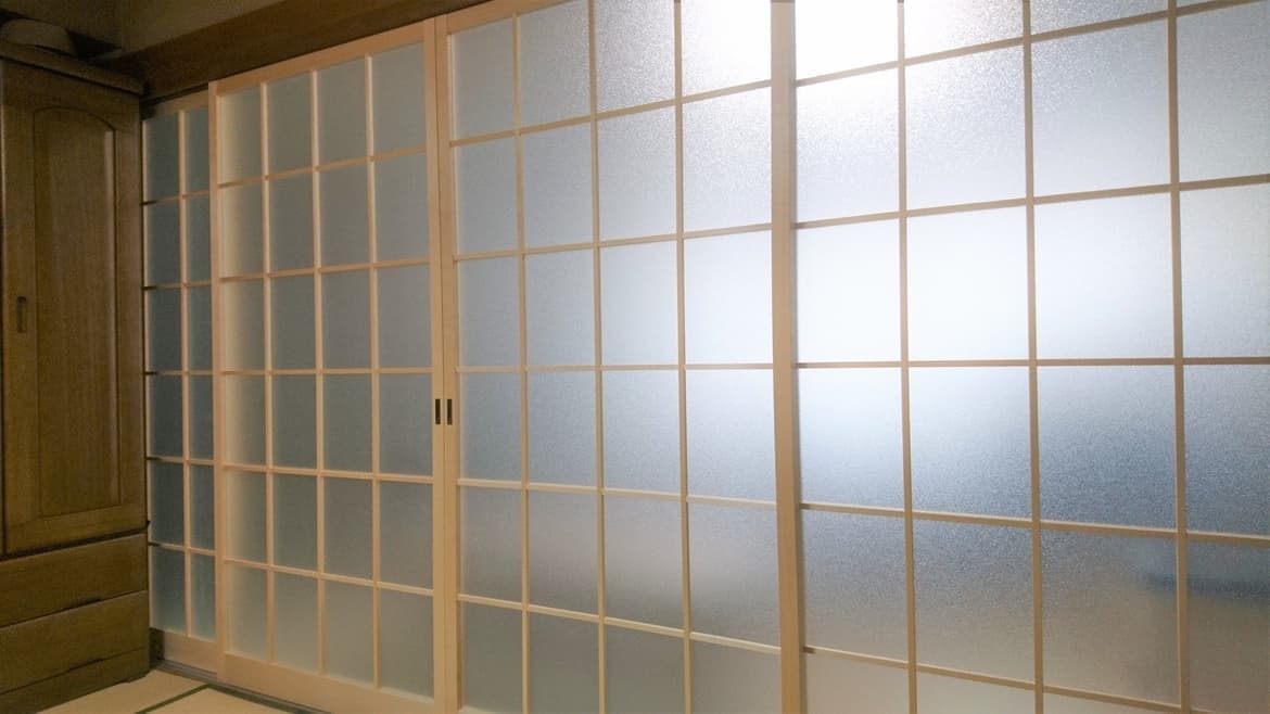 4枚建て木製引き戸の新調 | 阿久比町の建具修理なら藤井建具店